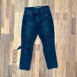 American Eagle Outfitters black distressed ripped denim mom jeans size 6